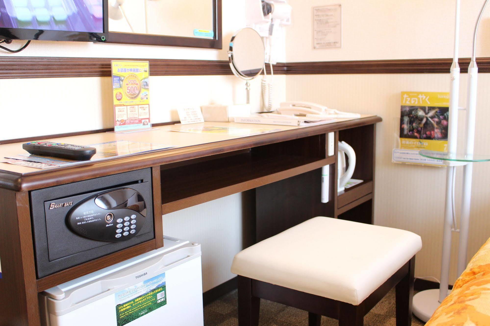 Toyoko Inn Sakudaira-Eki Asama-Guchi Extérieur photo